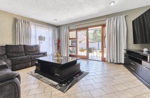 Woodmead Villa | Villa Picasso - 2 Bedroom