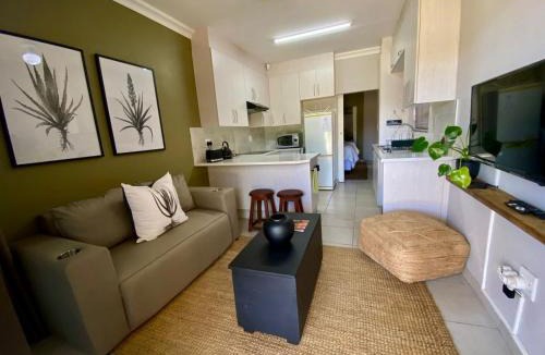 Newcastle Apartment | Aloe Hideaway