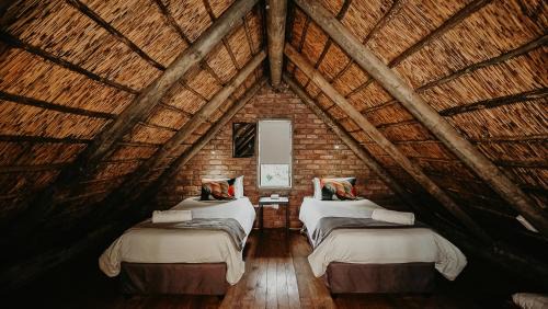 Beaufort West Cabin | Teri-Lemveli Lodge