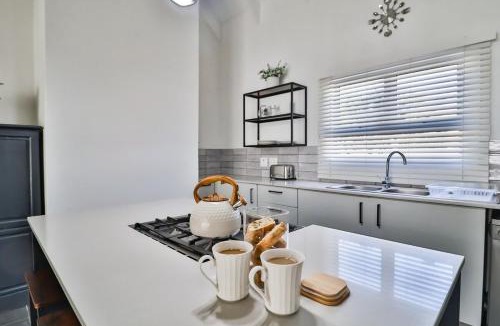 St. Helena Bay Apartment | Peace Haven Cottage St Helena Bay