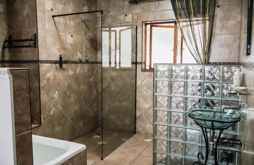 Kroonstad House | Lamon Guesthouse