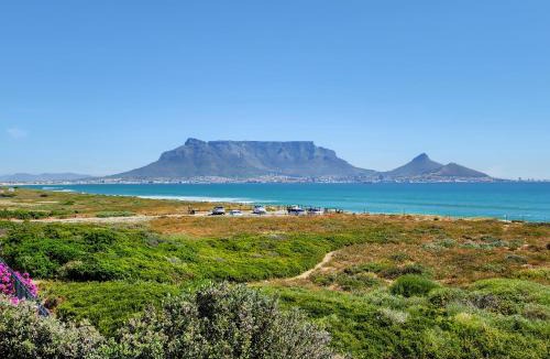 Sunset Beach Villa | Luxury beachfront villa Cape Town - Sunset Beach
