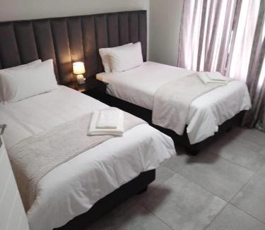 Parys House | Vista Retreat on 3222