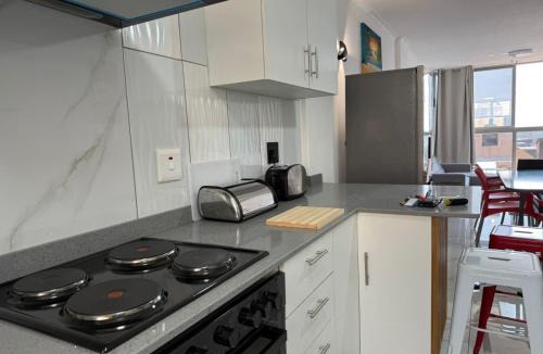 Amanzimtoti Apartment | 802 Dromedaris On The Beach