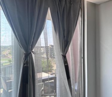 Hillhead Apartment | Ocean Dunes Bachelor Apartments