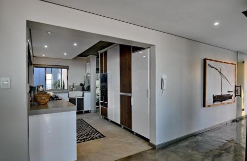 Glentana House | At Last Glentana Beach House