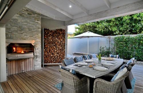 Glentana House | At Last Glentana Beach House