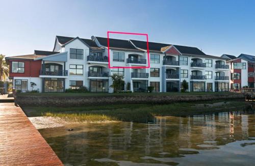 Knysna Central Apartment | Waters Edge Laguna