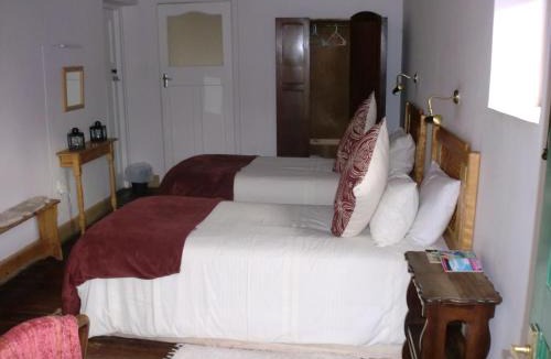 Colesberg Bed & Breakfast | The Barracks