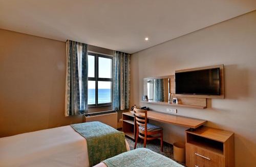 Summerstrand Hotel | Town Lodge Gqeberha