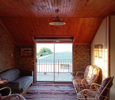 Witsand House | Spacious Home, 2-Bed, 2-Bath, Braai Area, Parking