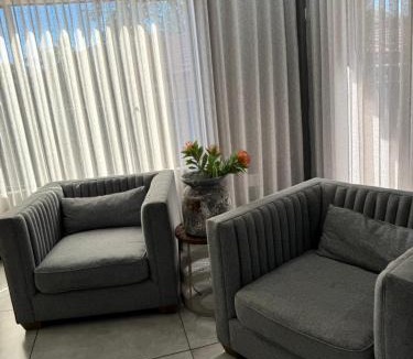 Steelpoort Villa | Bras boutique