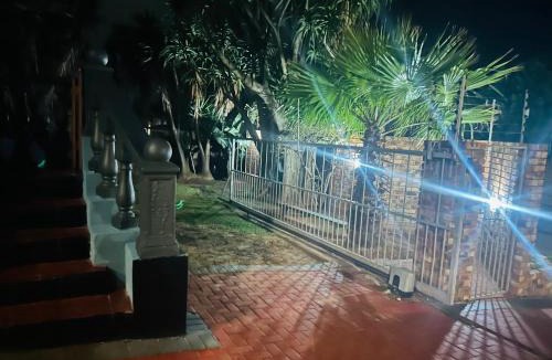 Bluewater Bay House | Vuyomat at Sea Guest House Bluewater Bay