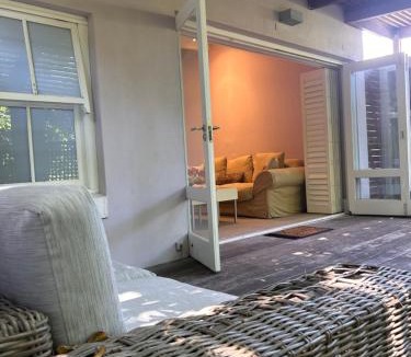 Rondebosch House | Bishopsfield Guesthouse Rondebosch