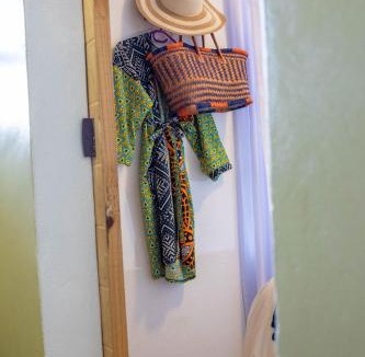 Betty's Bay House | Stay at Friends Economy Rooms