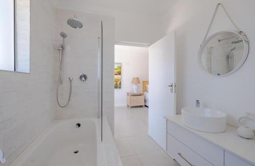 Voelklip House | Serenity on 6th Luxury holiday home