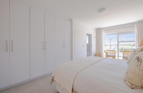 Voelklip House | Serenity on 6th Luxury holiday home