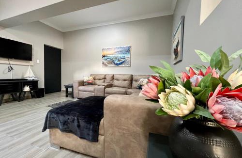 Paradise Beach Apartment | Casa Paradiso, 200m walk from secluded beach, Paradise Beach