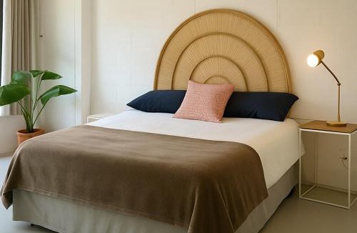 Cape Peninsula Apartment | Wildlife and Ocean Cottage