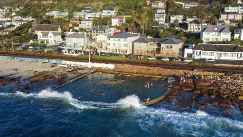 Kalk Bay Apartment | Dalebrook Place