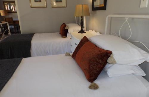 Pinelands Apartment | Ambleside House Pinelands, Cape Town