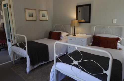 Pinelands Apartment | Ambleside House Pinelands, Cape Town