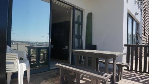 Big Bay Apartment | Seaside apartment - Big Bay beach