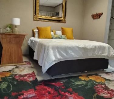 Kuruman House | Droombos Guestrooms
