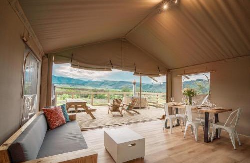 Cathkin Park Ski Chalet | AfriCamps Champagne Valley