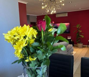 Greater Johannesburg Metropolitan Area House | Suider home stay