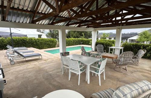 Magaliesberg Apartment | Steenkoppies estate semi self catering unit 1