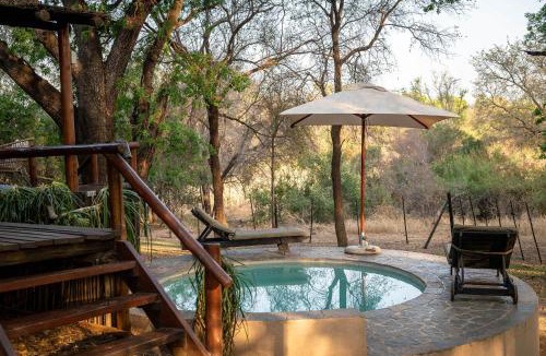 Hoedspruit Cabin | Karongwe - Kuname Safari Lodge