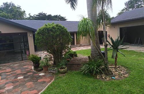 Meer En See House | 12 Dolfyn Nqabanqaba
