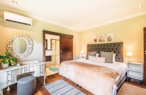 Kloof Apartment | Robyns Nest Self Catering Cottage No4