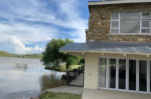 Maluti a Phofung House | The Boathouse