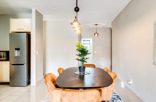 Century City Apartment | Belina - Knightsbridge Prestige Suite