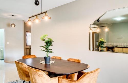 Century City Apartment | Belina - Knightsbridge Prestige Suite