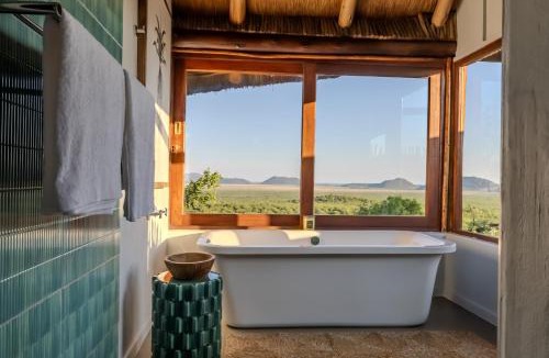 Madikwe Game Reserve Cabin | Buffalo Ridge Safari Lodge
