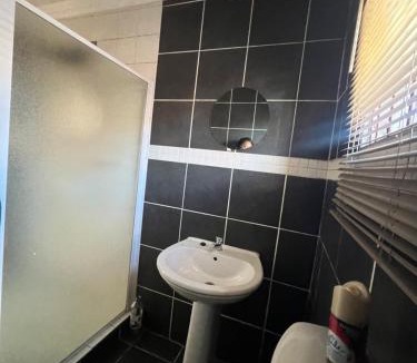 Umtata House | Zolas guest house
