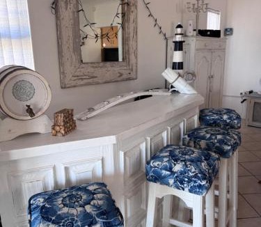 Pearly Beach House | Sea Jewel