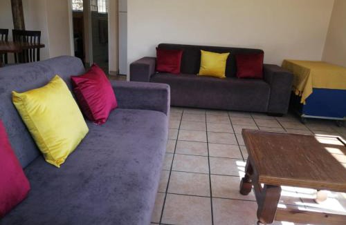 Glencairn House | Ras Vill