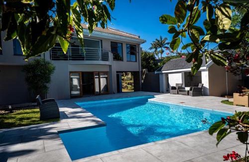 Uvongo House | The Lookout Guesthouse