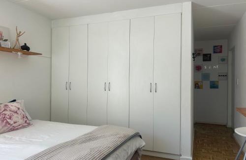 Pinelands Apartment | Serene Studio