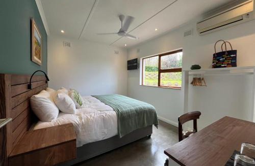 Uvongo House | The Lookout Guesthouse
