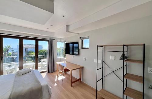 Big Bay House | Blouberg Village Place
