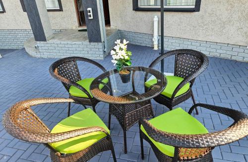 Kempton Park Bed & Breakfast | The M GuestHouse