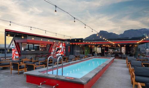 Silo District Hotel | Radisson RED Hotel V&A Waterfront Cape Town