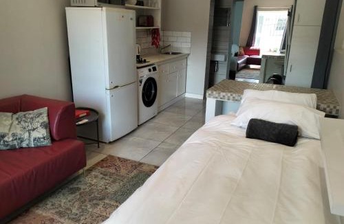 Somerset West Apartment | Feet Up Cottage