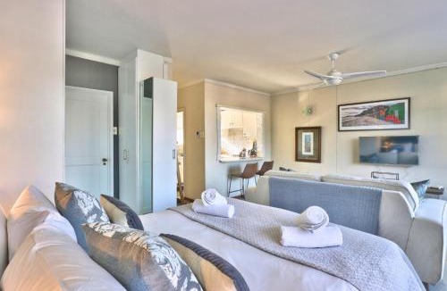 Green Point House | Cascades Sunny Studio with views