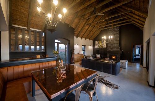 Mossel Bay Cabin | Gondwana Game Reserve